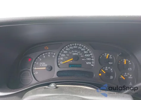 2005 Chevrolet Silverado 1500 from USA, damaged, VIN 1GCEC14X05Z235351